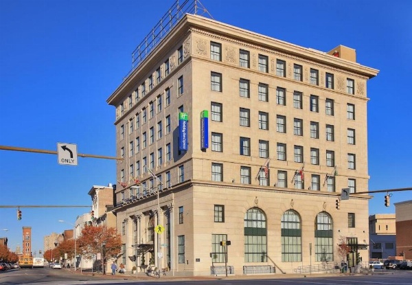 Holiday Inn Express Baltimore-Downtown image 14